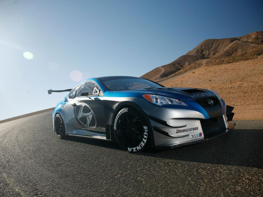 Hyundai Genesis Coupe Concept by RMR 2008 года  (фото 5 из 11)